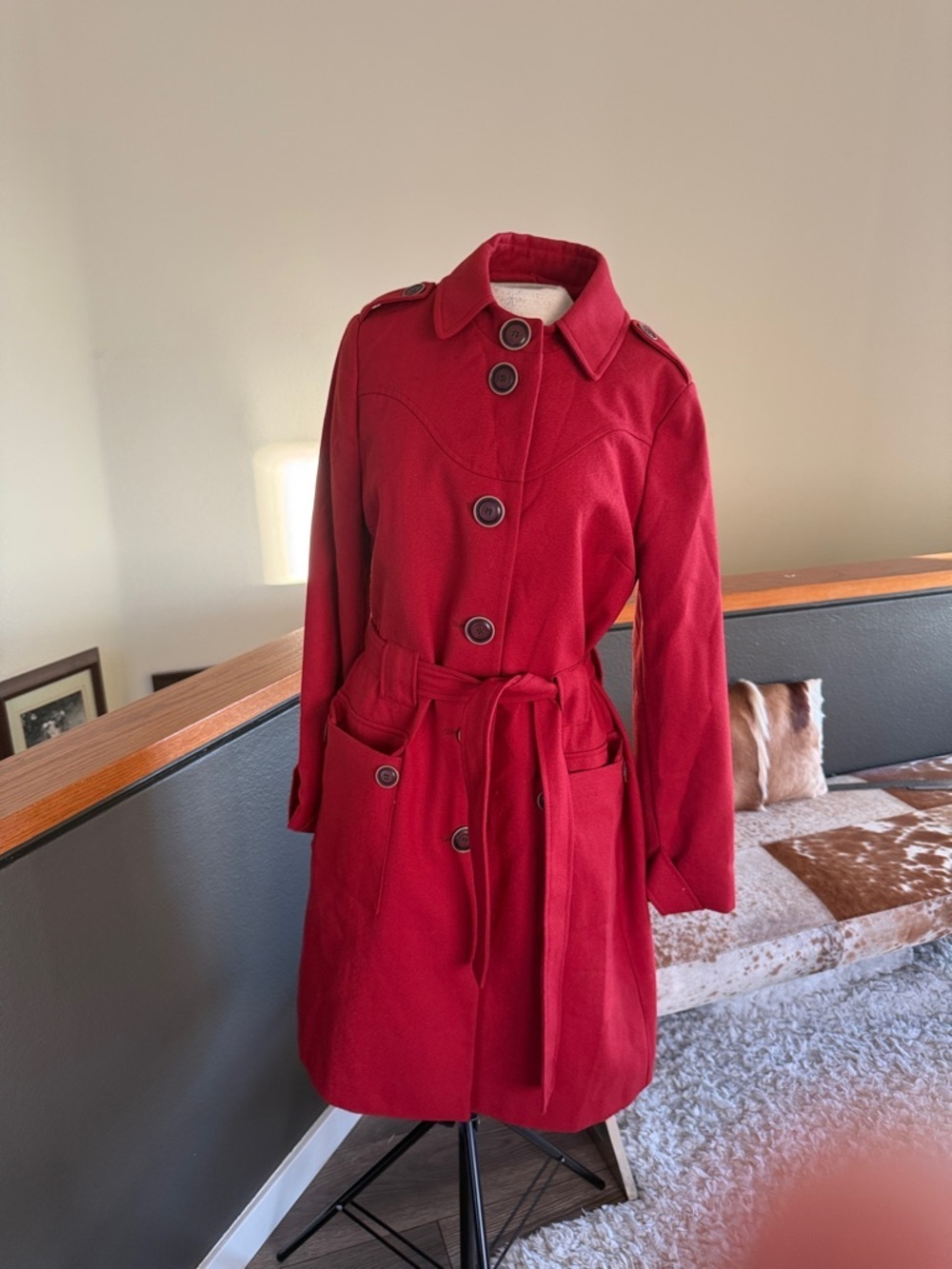 Vintage Red wool blend tailored coat with buttons
So
Cool size 12